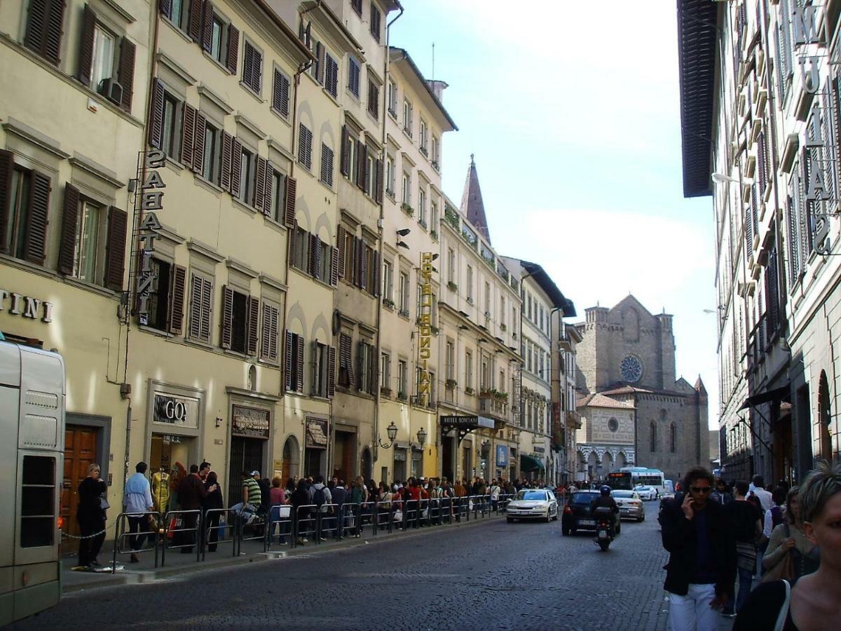 Duomo Luxury Apartment "Palazzo Del Re" ฟลอเรนซ์ ภายนอก รูปภาพ