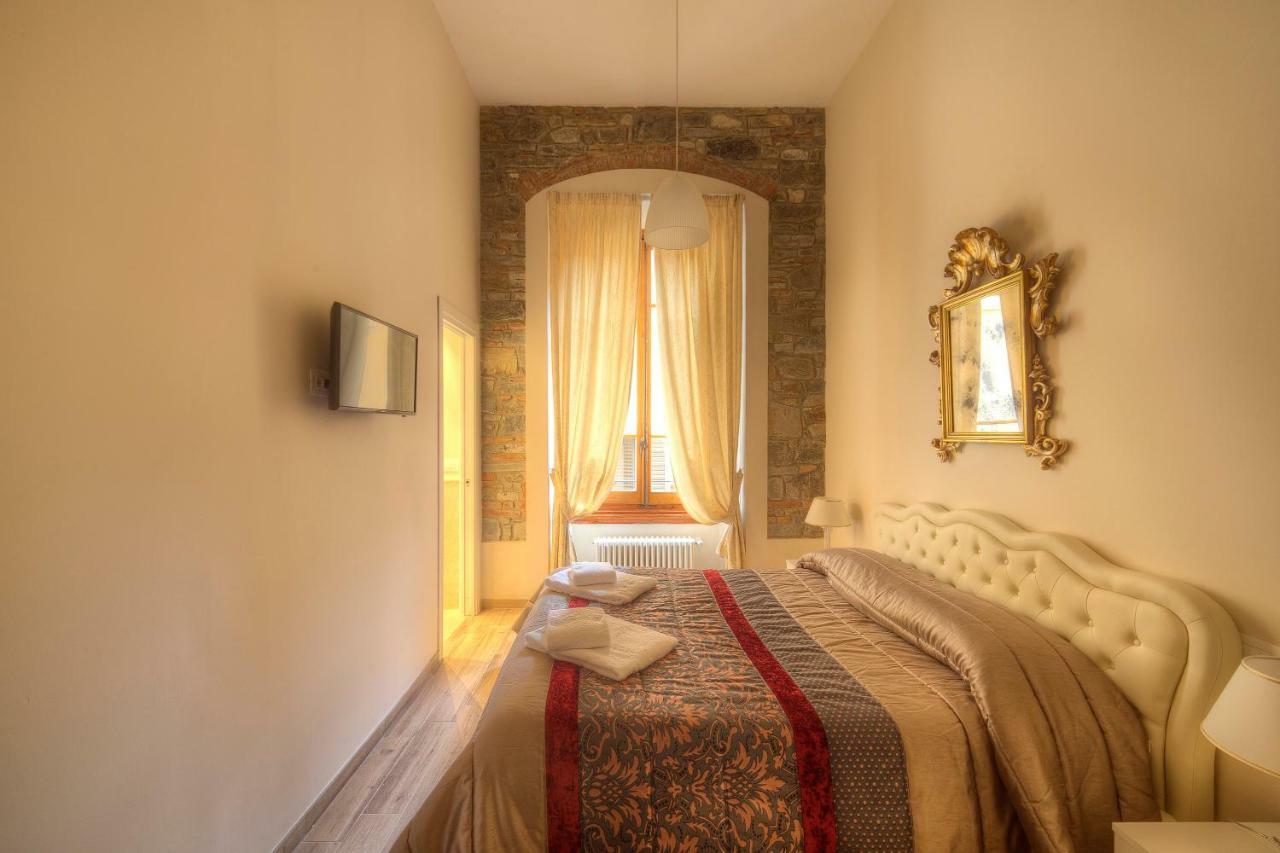 Duomo Luxury Apartment "Palazzo Del Re" ฟลอเรนซ์ ภายนอก รูปภาพ